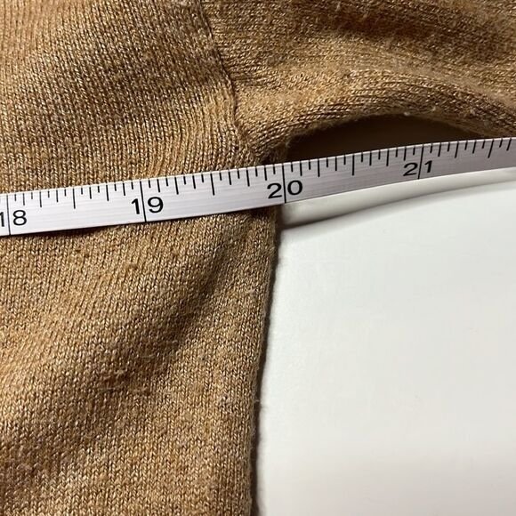 BANANA republic extra small brown turtleneck sweater. Runs large. Ribbed details - Picture 8 of 9